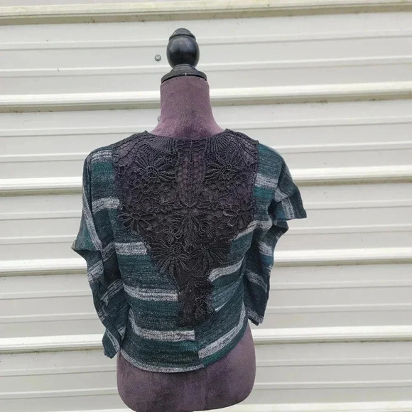 Bongo Women's Green Striped Crop Top Lace Back Knit Sweater BOHO Sz M - Picture 4 of 9